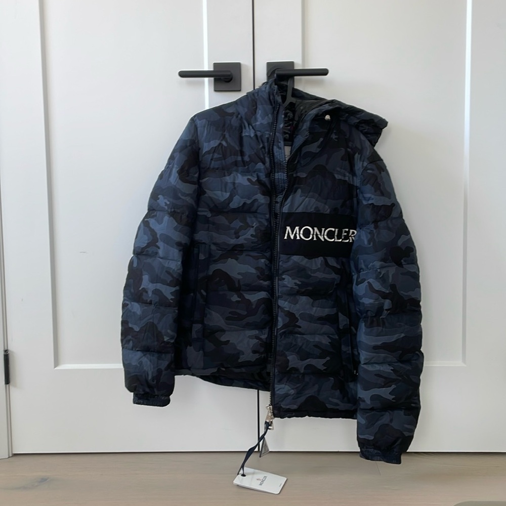 Moncler Brand New Never Won with tags - Size 2